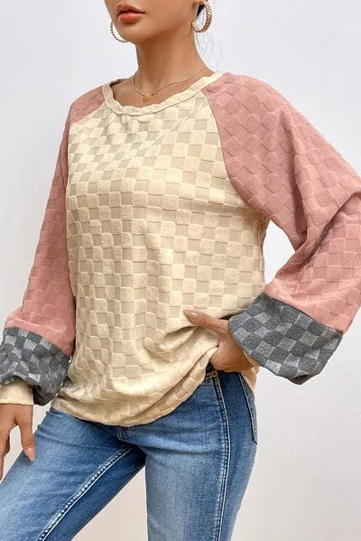 Checkered Contrast Round Neck Long Sleeve T-Shirt