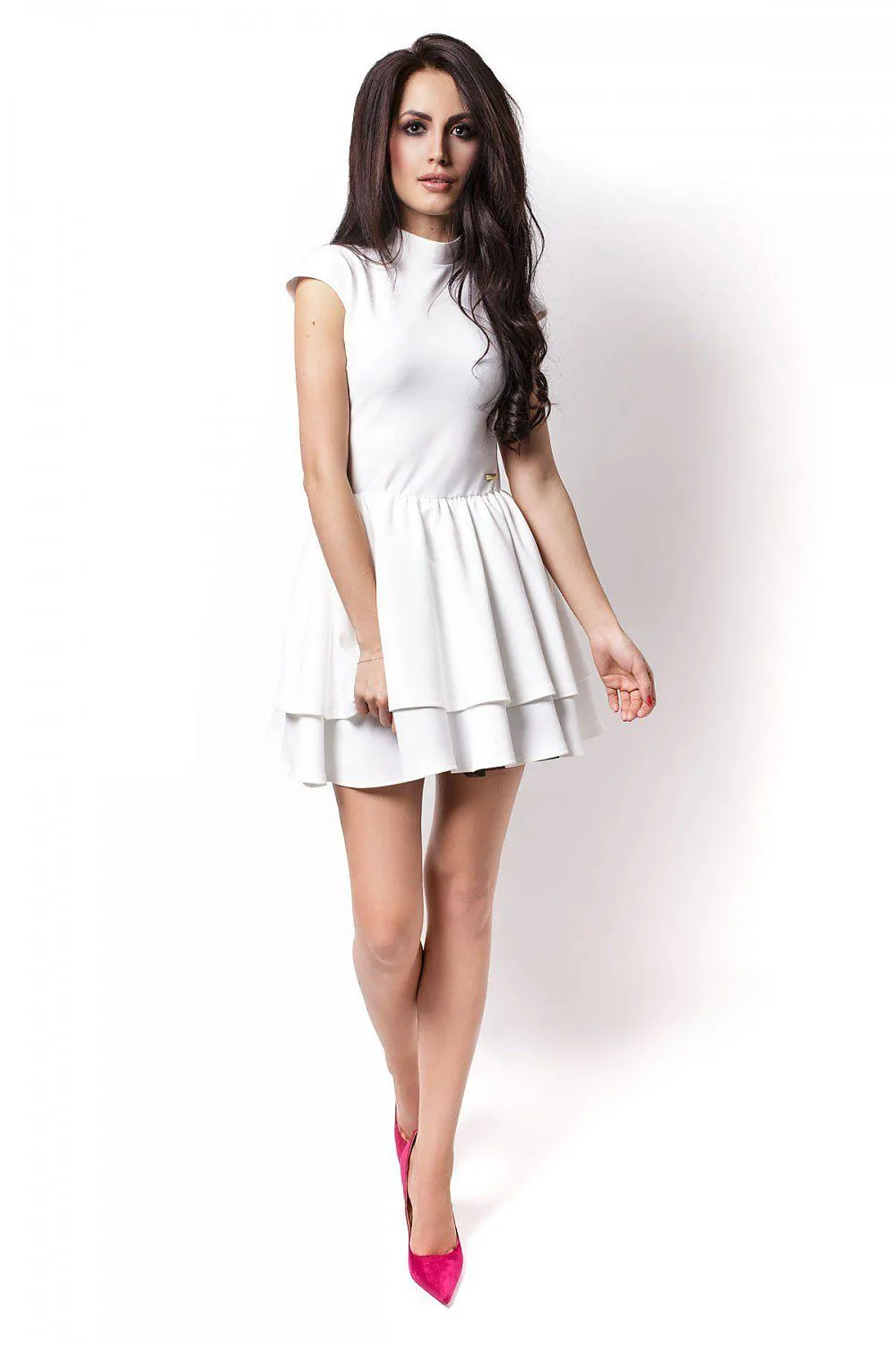 Chic Ivory Flared Dress with Teardrop Back and Structured Collar