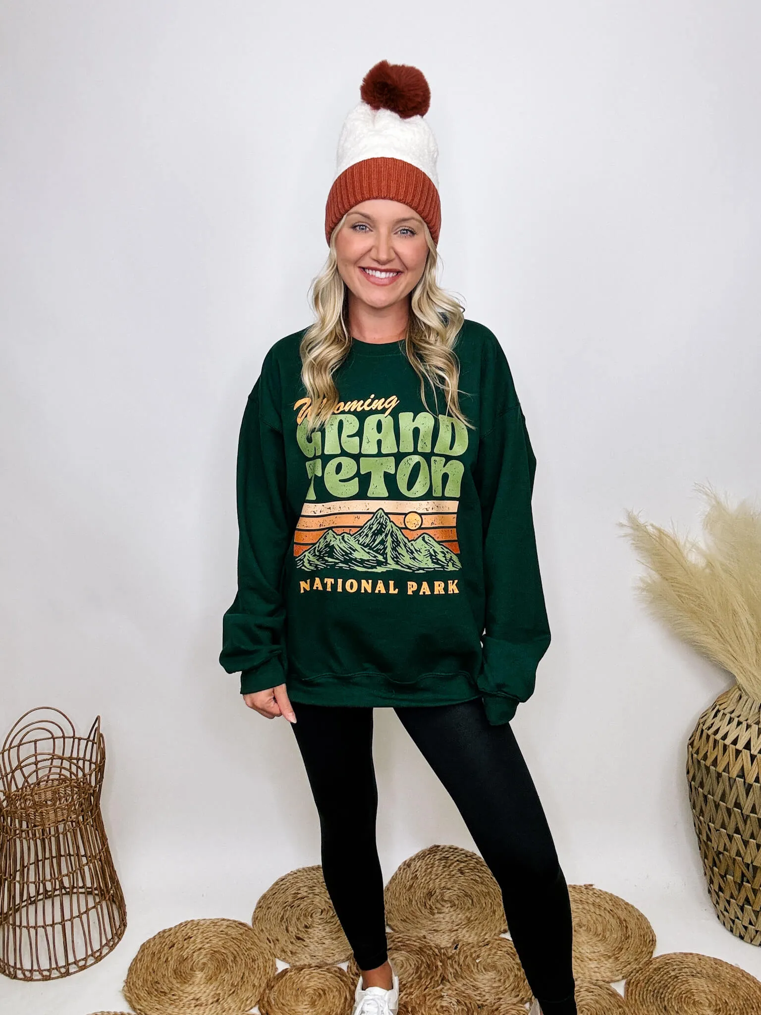 FLASH SALE - Retro Grand Teton Oversized Graphic Sweatshirt in Forest Green