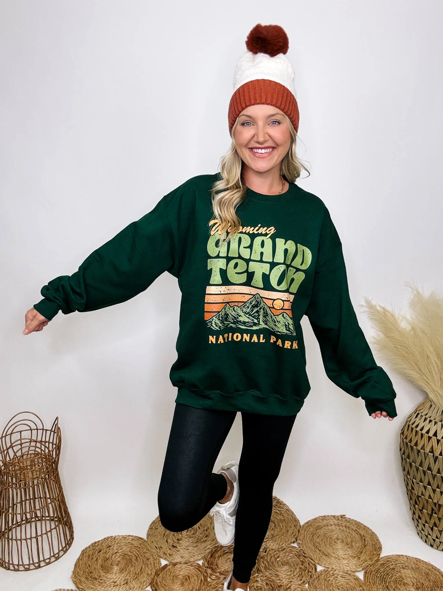 FLASH SALE - Retro Grand Teton Oversized Graphic Sweatshirt in Forest Green