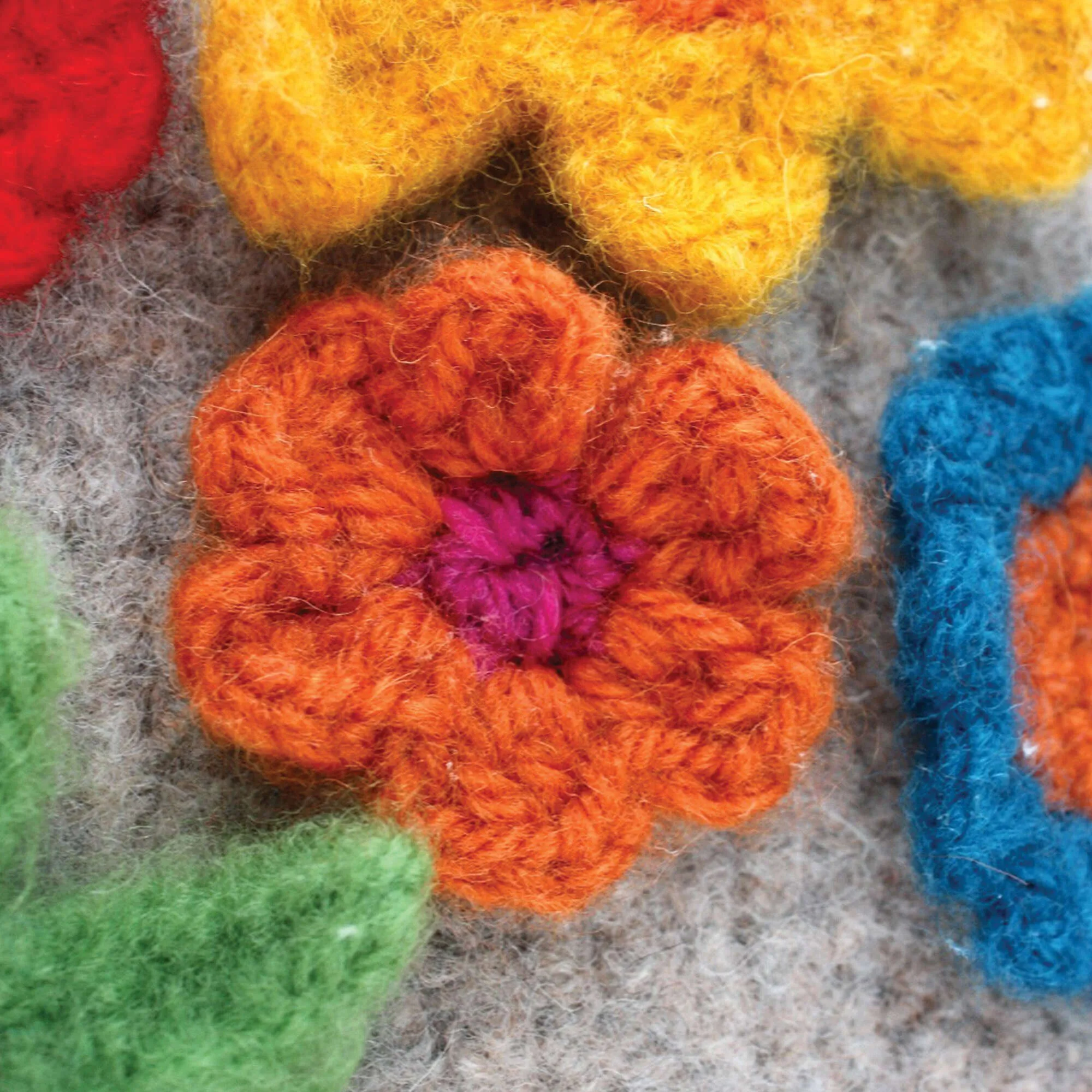 Patons Crochet Felt And Flower Tea Cozy